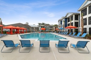 Apartments in Bluffton, SC For Rent - Swimming Pool & Patio with Cabanas                    