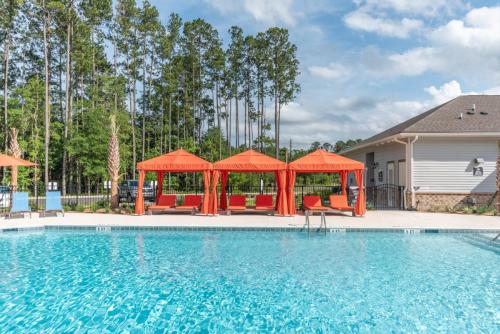 Apartments in Bluffton, SC - Pool with Cabanas