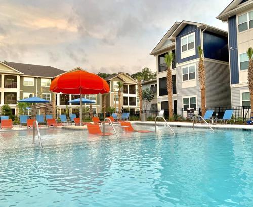 Apartment Rentals in Bluffton, SC - Pool and Patio Area